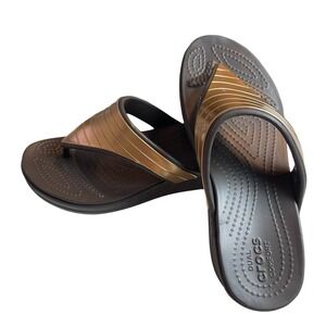 Crocs Sanrah Metal Block Flat Wedge Flip Flops Espresso Gold Womens 8 204011